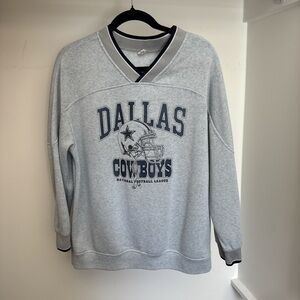 Dallas Cowboys Gray Crewneck Size Medium